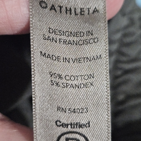 NWT Athleta Farralon  cargo crop size 6 - Picture 11 of 13